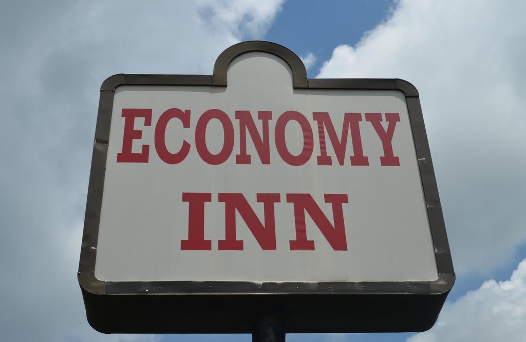 Economy Inn Bluefield Exterior photo